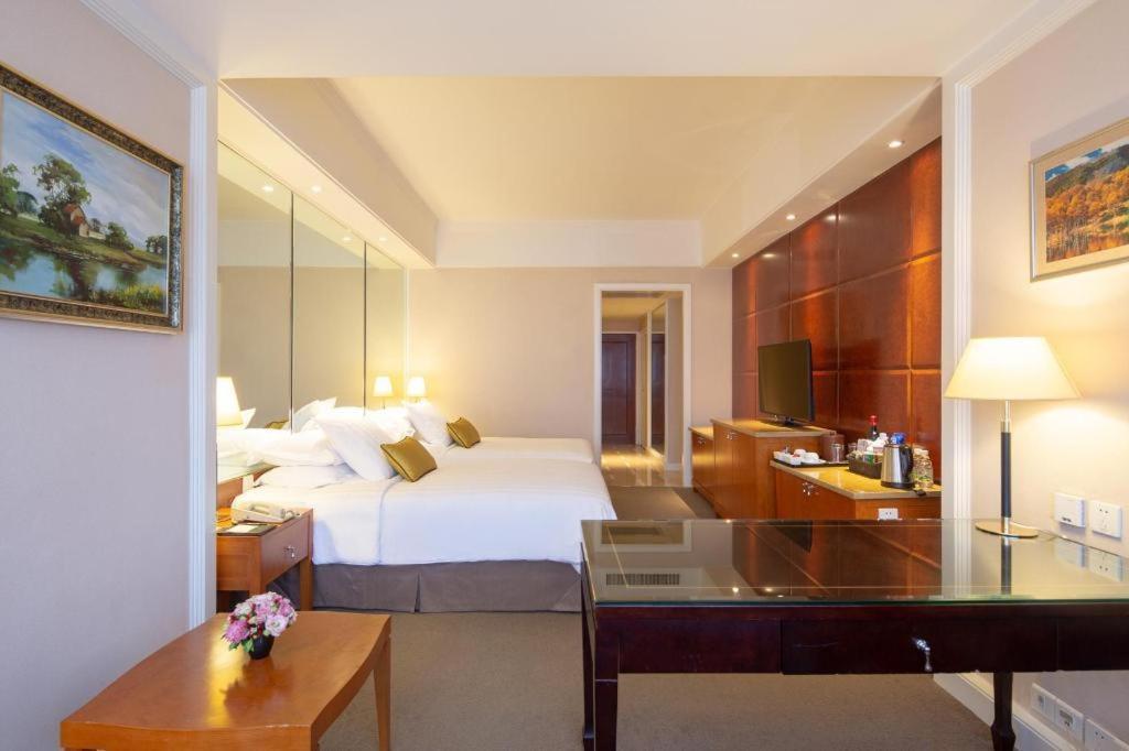 Kai Wah Plaza International Hotel Kunming Kültér fotó